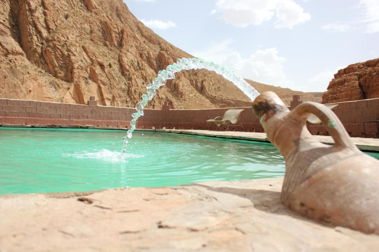 Kasbah Lucas Hostel Akhendachou n'Ait Ouffi Exterior photo