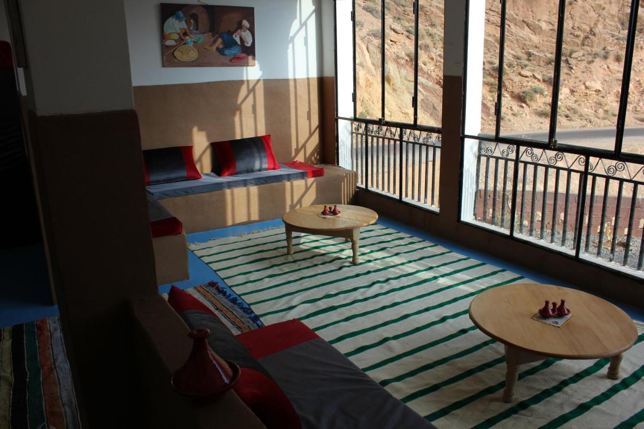 Kasbah Lucas Hostel Akhendachou n'Ait Ouffi Exterior photo