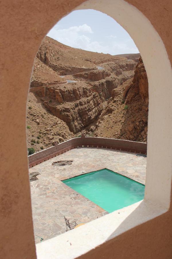 Kasbah Lucas Hostel Akhendachou n'Ait Ouffi Exterior photo