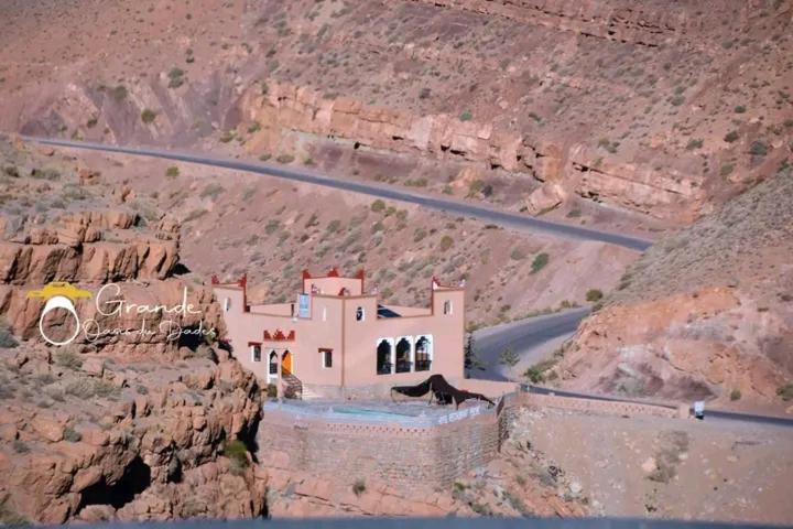 Kasbah Lucas Hostel Akhendachou n'Ait Ouffi Exterior photo